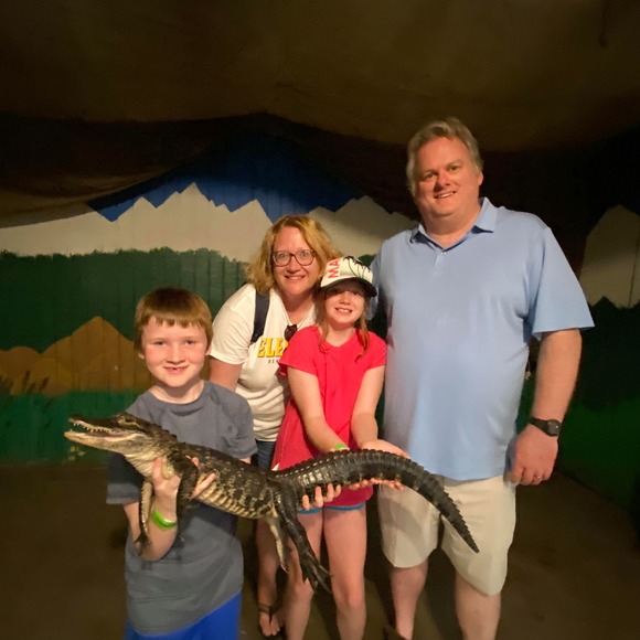 Meet your Posher, Elizabeth - Picture 1 of 1